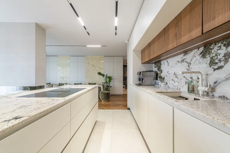 Jeséniova, Nové Mesto - Bratislava III | Sale, Apartment, Three-bedroom (4+kk), 150 m²