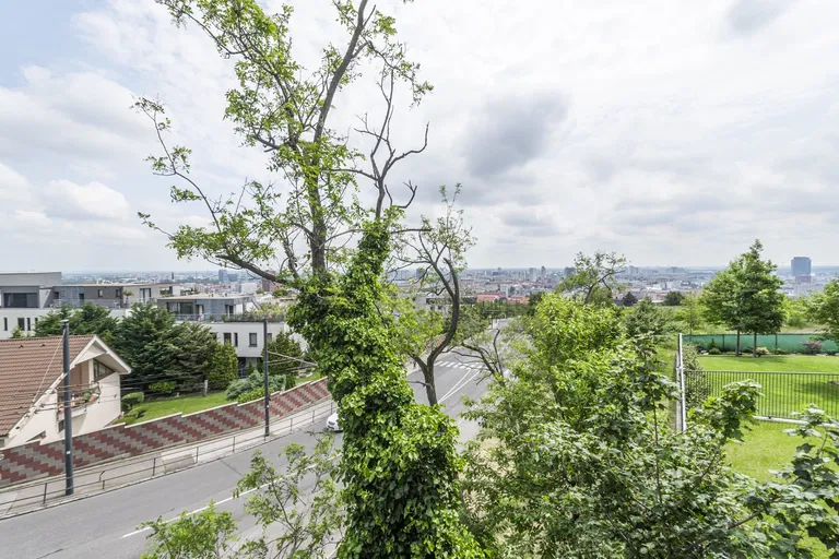 Jeséniova, Nové Mesto - Bratislava III | Sale, Apartment, Three-bedroom (4+kk), 150 m²