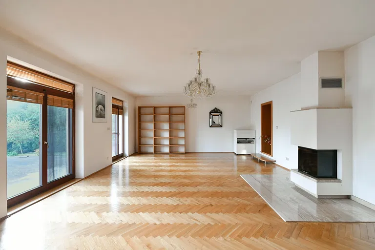 Oblouková, Ohrobec - Praha-západ | Predaj, Rodinný dom, 5-izbový, 350 m²
