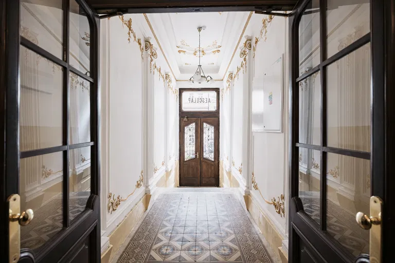 Sadová, Karlovy Vary - Karlovy Vary | Sale, Apartment, Two-bedroom (3+kk), 79 m²