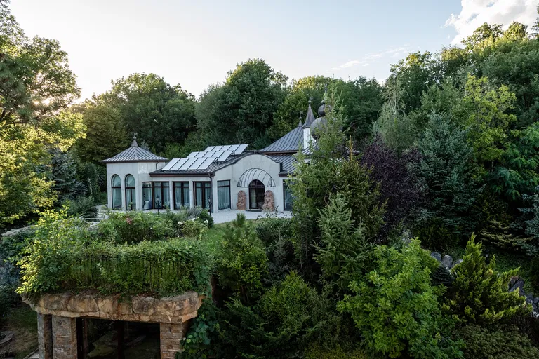 Okružná, Pezinok - Pezinok | Predaj, Rodinný dom, 12-izbový, 870 m²
