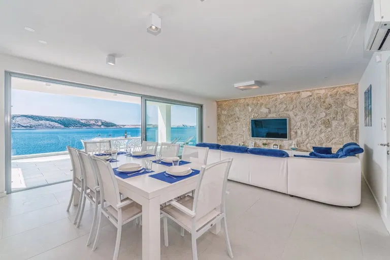 Croatia, Northern Dalmatia - Island Pag | Sale, Apartment, Three-bedroom (4+kk), 220 m²