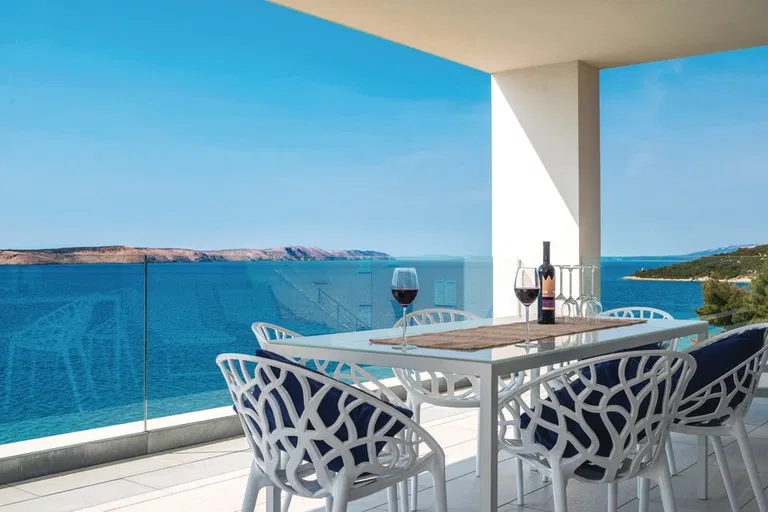 Croatia, Northern Dalmatia - Island Pag | Sale, Apartment, Three-bedroom (4+kk), 220 m²
