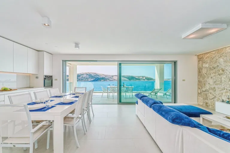 Croatia, Northern Dalmatia - Island Pag | Sale, Apartment, Three-bedroom (4+kk), 220 m²