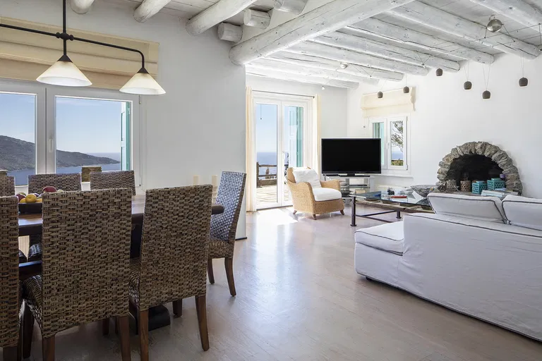 Grécko, Kyklády - Andros | Predaj, Rodinný dom, 3-izbový, 334 m²