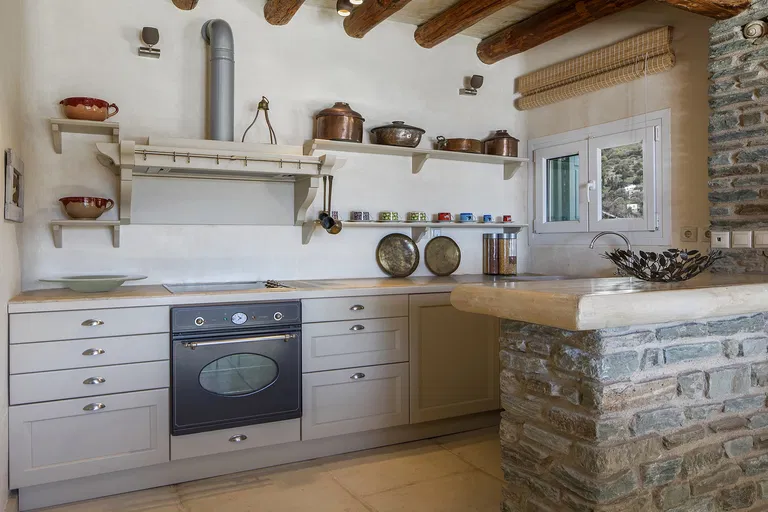 Grécko, Kyklády - Andros | Predaj, Rodinný dom, 3-izbový, 334 m²
