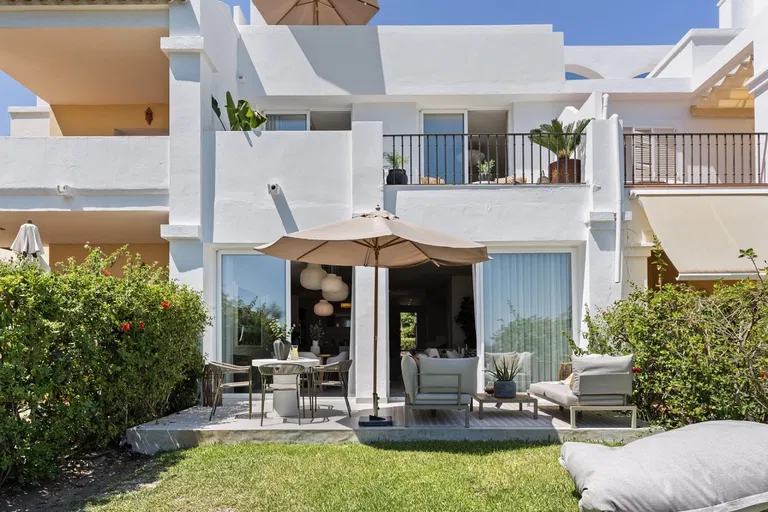 Spain, Andalusia - Benahavís | Sale, House, Four-bedroom (5+kk), 269 m²