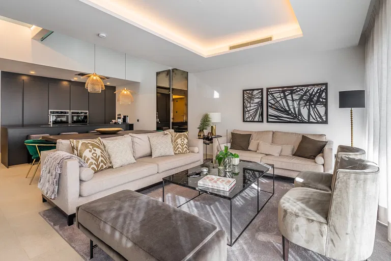 Spain, Andalusia - Estepona | Sale, House, Seven-bedroom (8+kk)