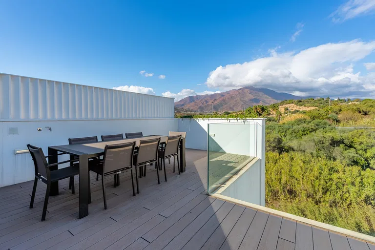 Spain, Andalusia - Estepona | Sale, House, Seven-bedroom (8+kk)