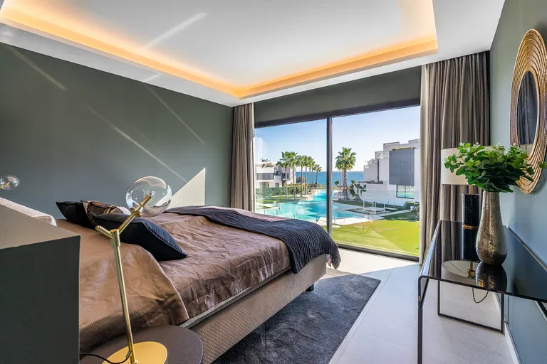 Spain, Andalusia - Estepona | Sale, House, Seven-bedroom (8+kk)