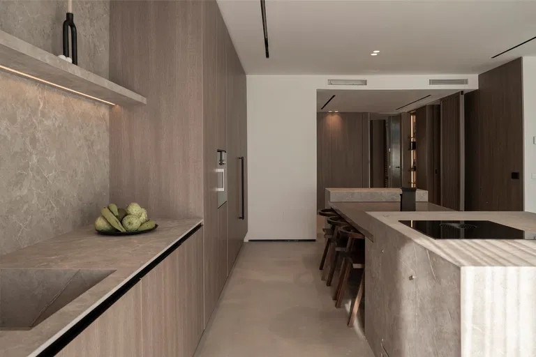 Spain, Andalusia - Estepona | Sale, Apartment, Two-bedroom (3+1), 247 m²