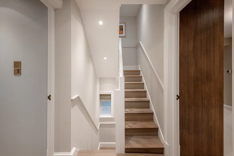 United Kingdom, London - City of Westminster | Sale, House, Five-bedroom (6+kk), 165 m²