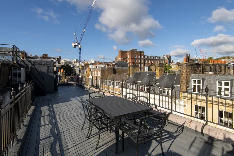 United Kingdom, London - City of Westminster | Sale, House, Eight-bedroom (9+1), 639 m²