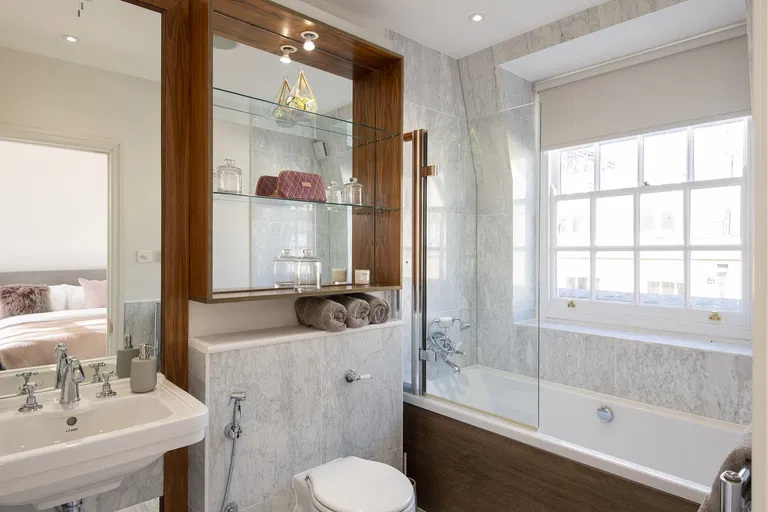 United Kingdom, London - City of Westminster | Sale, House, Eight-bedroom (9+1), 639 m²
