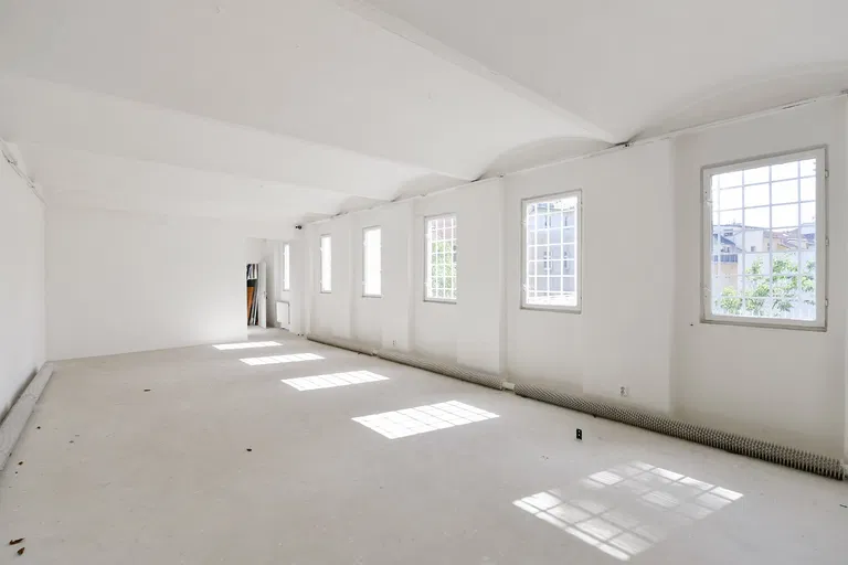 Holečkova, Smíchov - Praha 5 | Predaj, Kancelárie, 678 m²