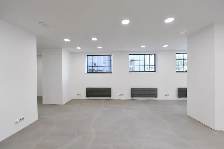 Novovysočanská, Vysočany - Praha 9 | Predaj, Kancelárie, 300 m²