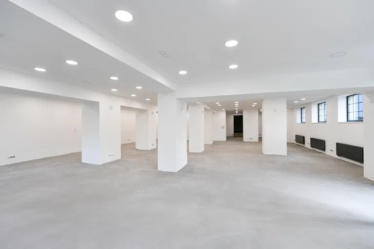 Novovysočanská, Vysočany - Praha 9 | Predaj, Kancelárie, 300 m²