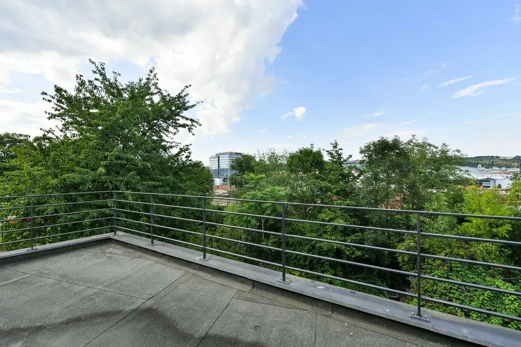 Novovysočanská, Vysočany - Praha 9 | Predaj, Výrobný priestor, 300 m²