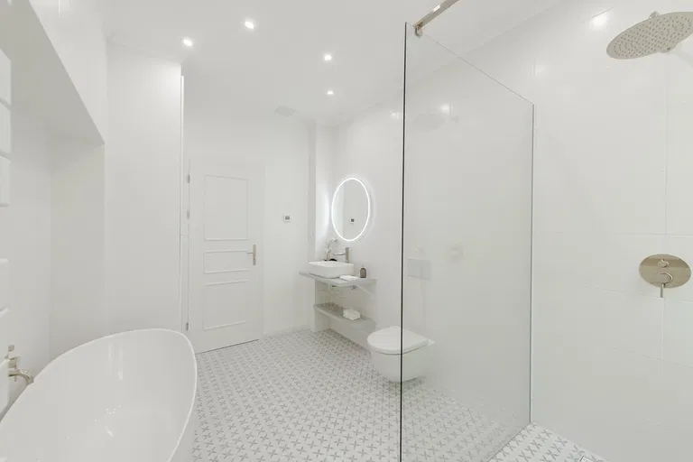 Vřídelní, Karlovy Vary - Karlovy Vary | Predaj, Byt, 4-izbový, 127 m²