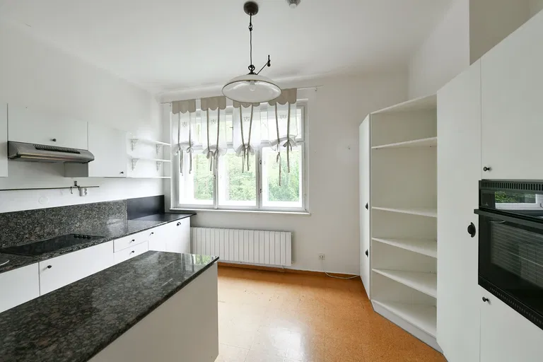 Na Vyhlídce, Dobřichovice - Praha-západ | Predaj, Rodinný dom, 10-izbový, 450 m²