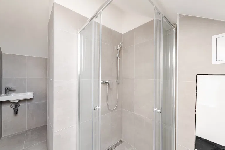 Dukelských hrdinů, Holešovice - Prague 7 | Sale, Apartment, Three-bedroom (4+kk), 109 m²