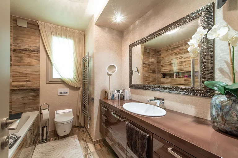 Ota Holúska, Záhorská Bystrica - Bratislava IV | Sale, Apartment, Six-bedroom (7+kk), 360 m²