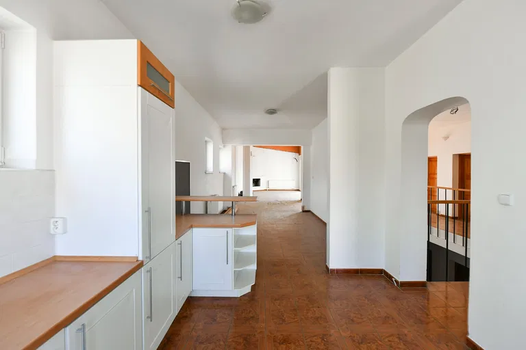 Hubičkova, Modřany - Prague 4 | Sale, House, Seven-bedroom (8+1), 477 m²