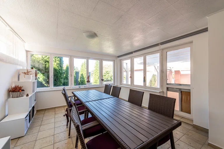 Galanta - Matúškovo | Sale, House, Five-bedroom (6+kk), 294 m²