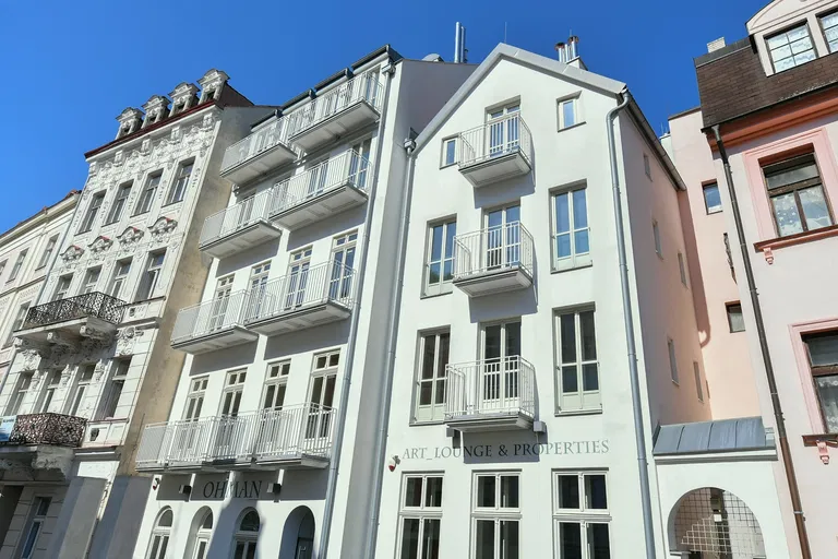 Zámecký vrch, Karlovy Vary - Karlovy Vary | Sale, Apartment building, 795.88 m²