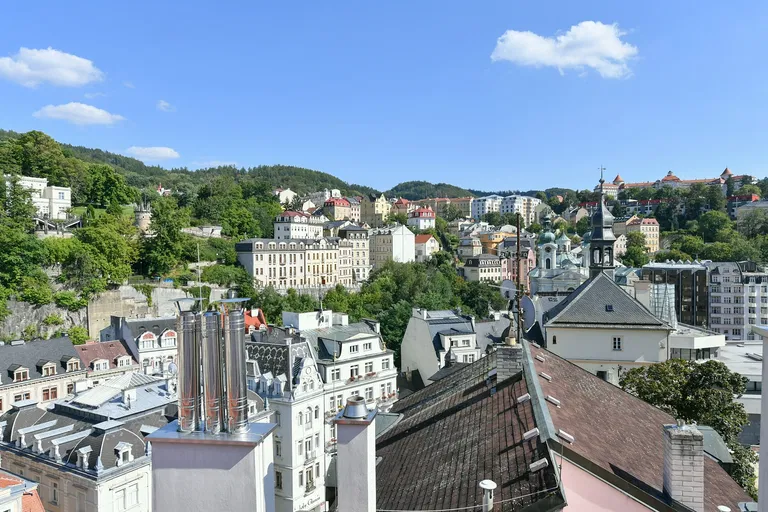 Zámecký vrch, Karlovy Vary - Karlovy Vary | Sale, Apartment building, 795.88 m²