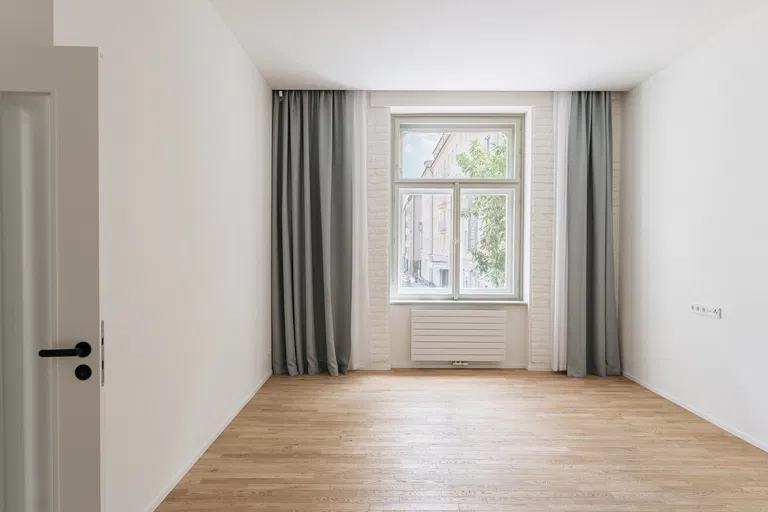 Osadní, Holešovice - Prague 7 | Sale, Apartment, One-bedroom (2+kk), 52 m²