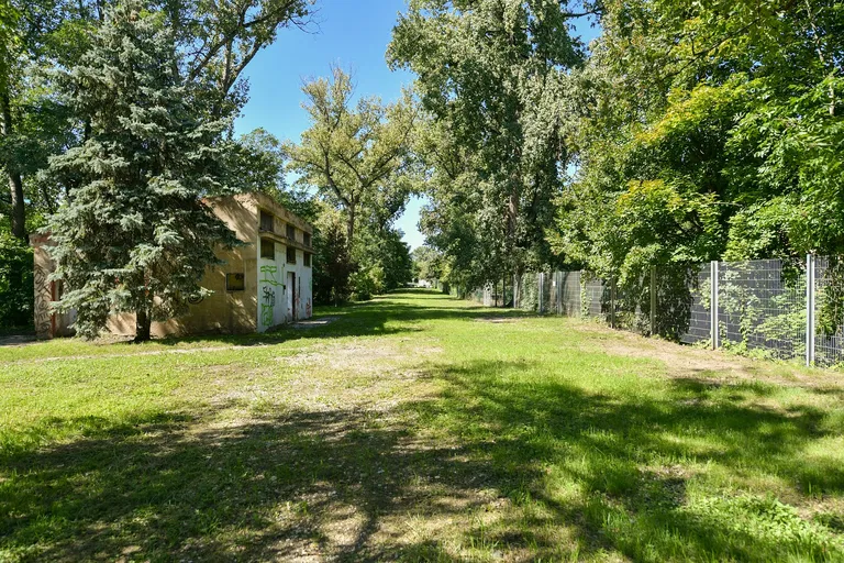 Voctářova, Libeň - Prague 8 | Sale, Land, 3 840 m²
