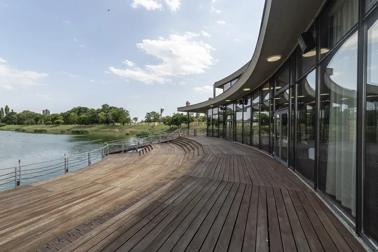 Junácka, Nové Mesto - Bratislava III | Sale, Offices, 762 m²