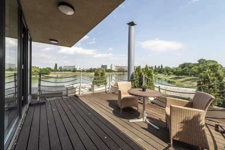 Junácka, Nové Mesto - Bratislava III | Sale, Offices, 762 m²