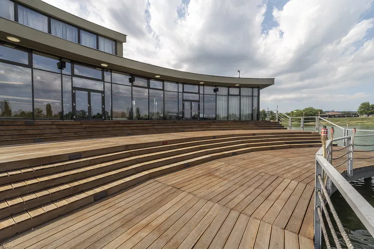 Junácka, Nové Mesto - Bratislava III | Sale, Offices, 762 m²