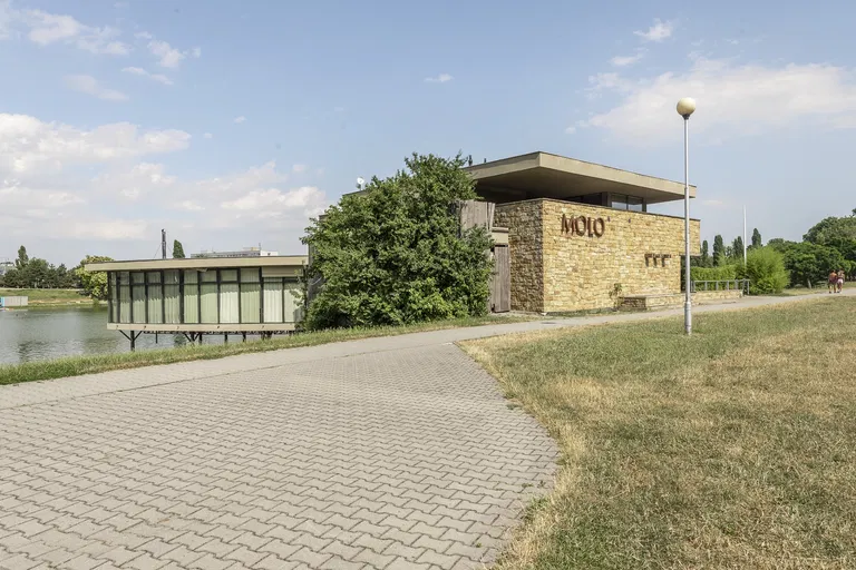 Junácka, Nové Mesto - Bratislava III | Sale, Offices, 762 m²
