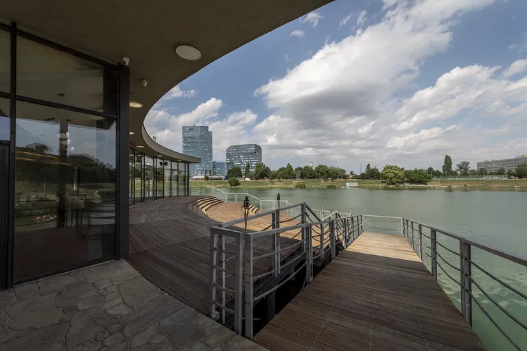 Junácka, Nové Mesto - Bratislava III | Sale, Offices, 762 m²