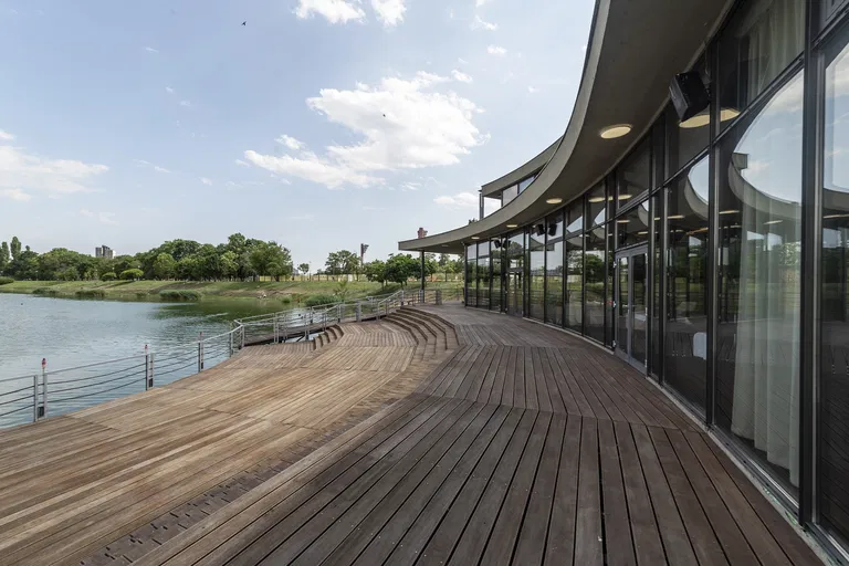 Junácka, Nové Mesto - Bratislava III | Predaj, Obchodný priestor, 1 458 m²