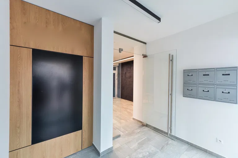 Plynárenská, Ružinov - Bratislava II | Predaj, Administratívna budova, 530 m²