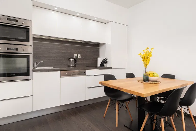 Plachty, Nový Lískovec - Brno-město | Sale, Apartment, One-bedroom (2+kk), 66 m²