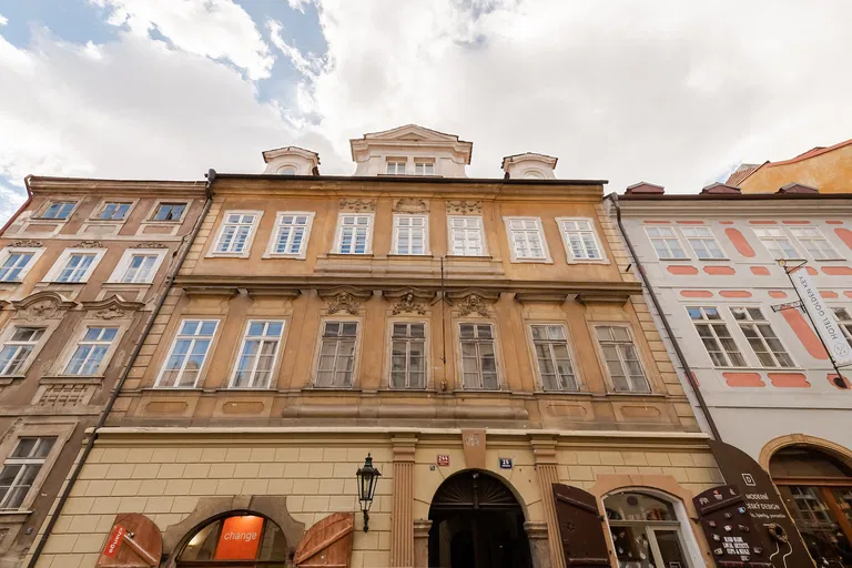 Nerudova, Malá Strana - Praha 1 | Predaj, Bytový dom, 1700 m²