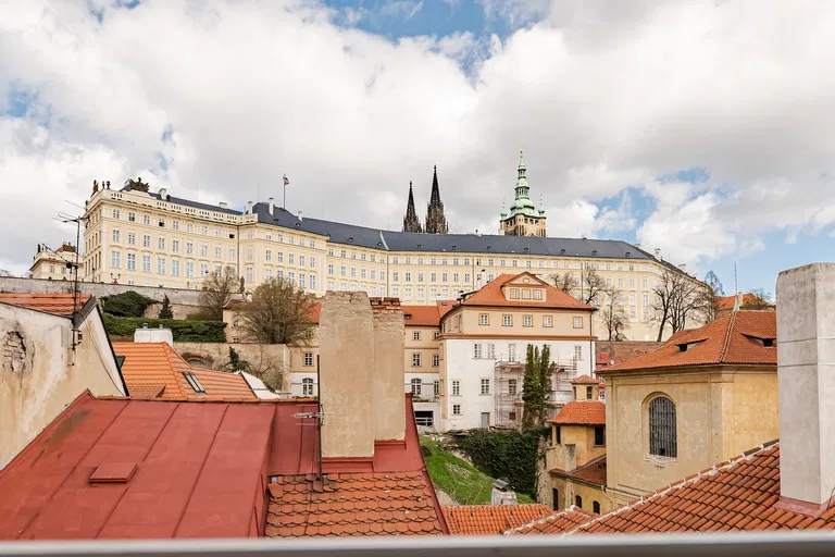 Nerudova, Malá Strana - Praha 1 | Predaj, Bytový dom, 1700 m²