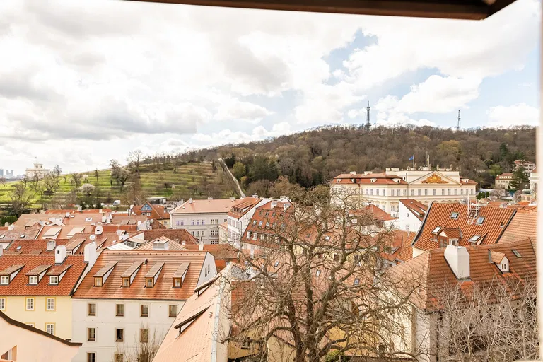 Nerudova, Malá Strana - Praha 1 | Predaj, Bytový dom, 1700 m²
