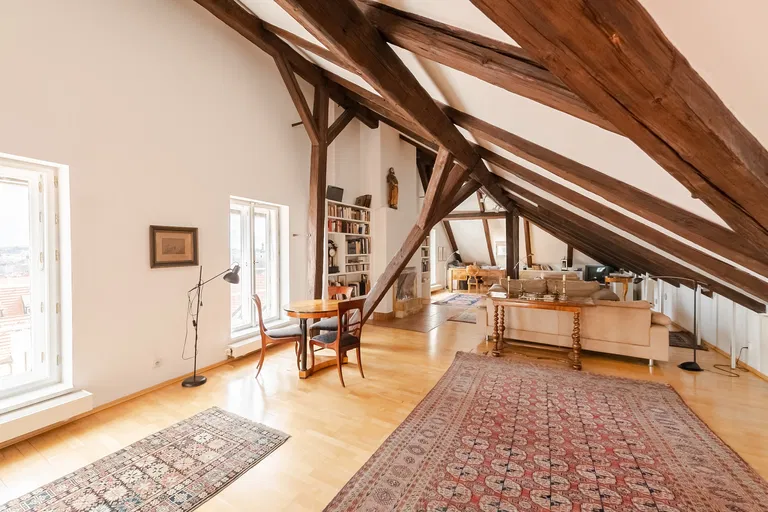 Nerudova, Malá Strana - Praha 1 | Predaj, Bytový dom, 1700 m²
