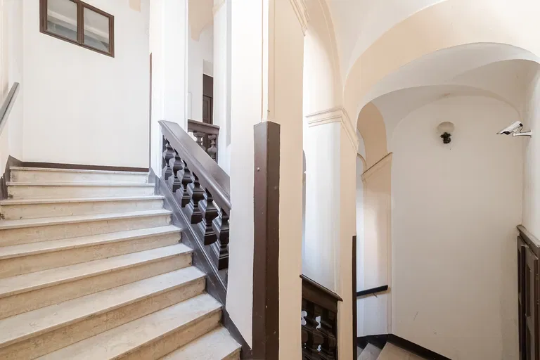 Nerudova, Malá Strana - Praha 1 | Predaj, Bytový dom, 1700 m²
