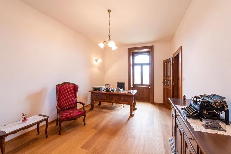 Sasinkovo - Hlohovec | Sale, Historic property, 900 m²