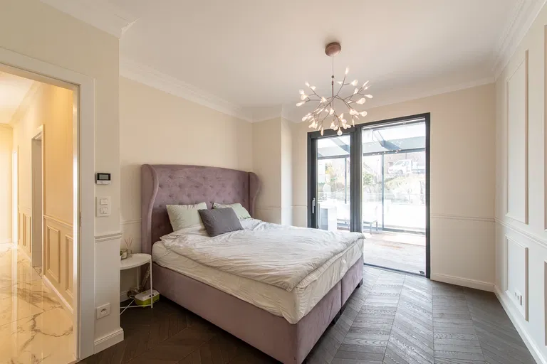 Pod Vachmajstrom, Nové Mesto - Bratislava III | Sale, Apartment, Four-bedroom (5+kk), 251 m²