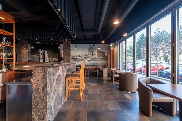 Námestie hraničiarov, Petržalka - Bratislava V | Predaj, Obchodný priestor, 196 m²