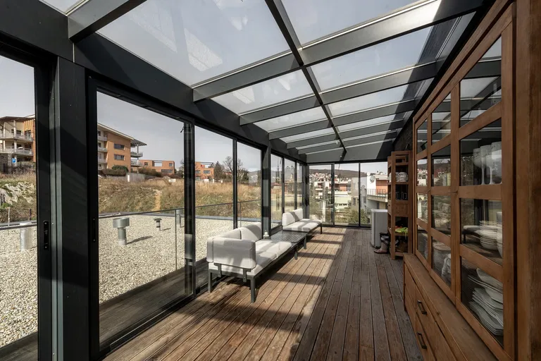 Pod Vachmajstrom, Nové Mesto - Bratislava III | Sale, Apartment, Four-bedroom (5+kk), 251 m²