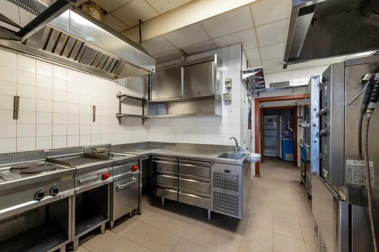 Námestie hraničiarov, Petržalka - Bratislava V | Predaj, Obchodný priestor, 196 m²